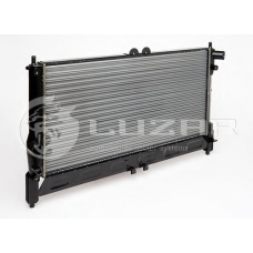 LRc 0561 LUZAR Радиатор, охлаждение двигателя