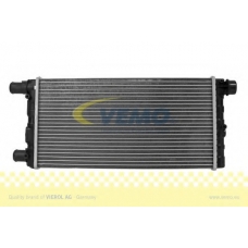 V24-60-0004 VEMO/VAICO Радиатор, охлаждение двигателя